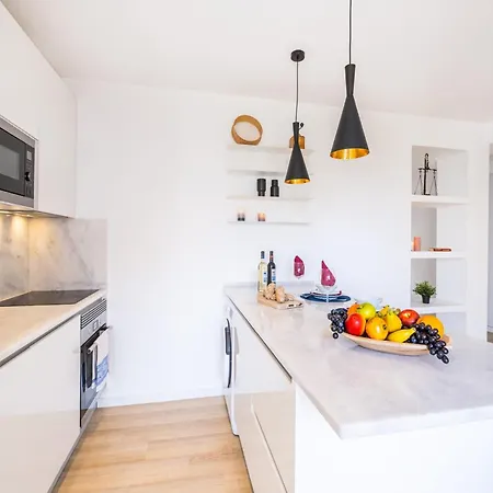 Apartment In Portimao Near Praia Do Vau 아파트