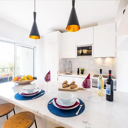 Apartment In Portimao Near Praia Do Vau *