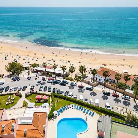 Apartment In Portimao Near Praia Do Vau 아파트
